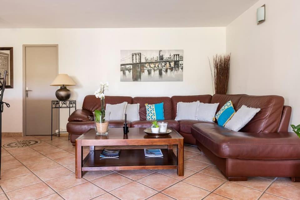 Cassis, Appartement 3 Chambres Avec Terrasse Eksteriør billede